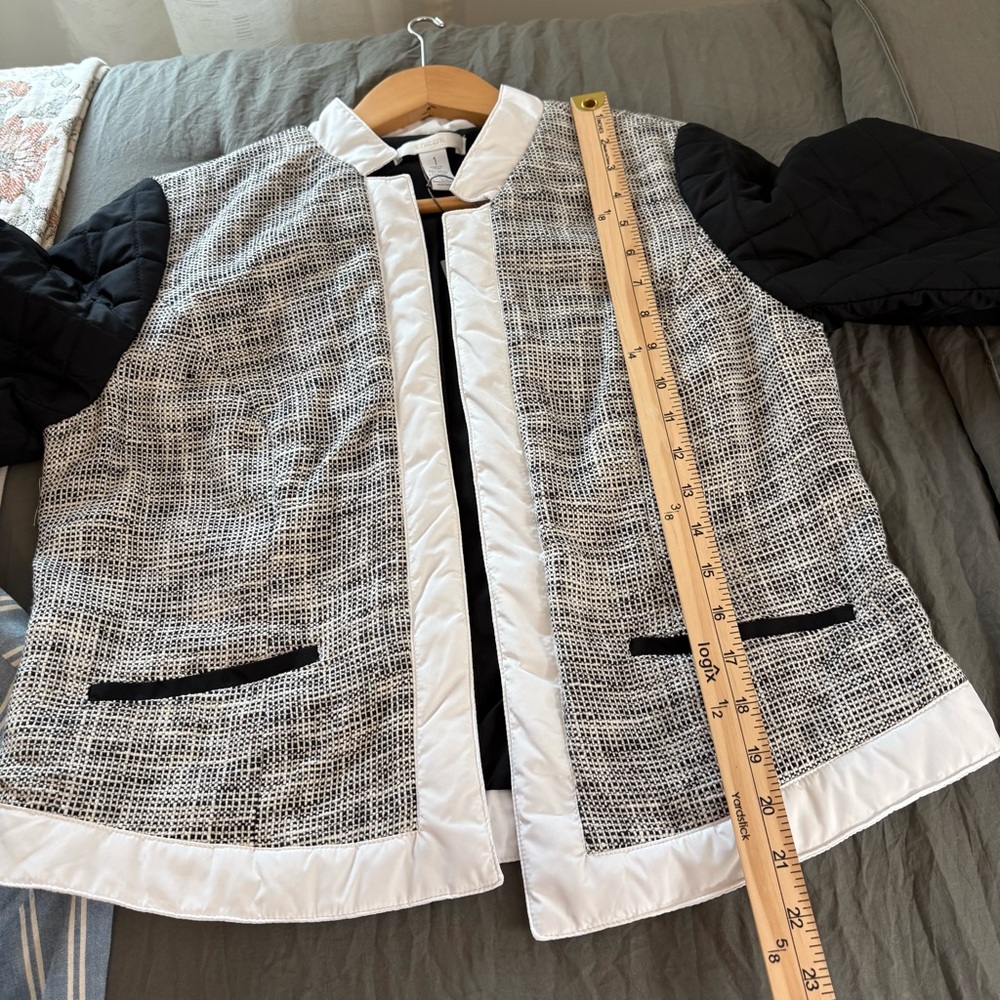 Chico’s JACKET QUILTED MIX TWEED PATTERN BLACK/WHITE. Size 1 Chicos/M/8. - Picture 11 of 12